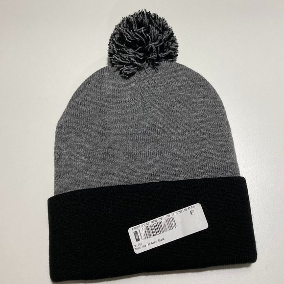 Yellowstone Y Logo Pom Pom Knit Beanie NWT - Picture 2 of 5